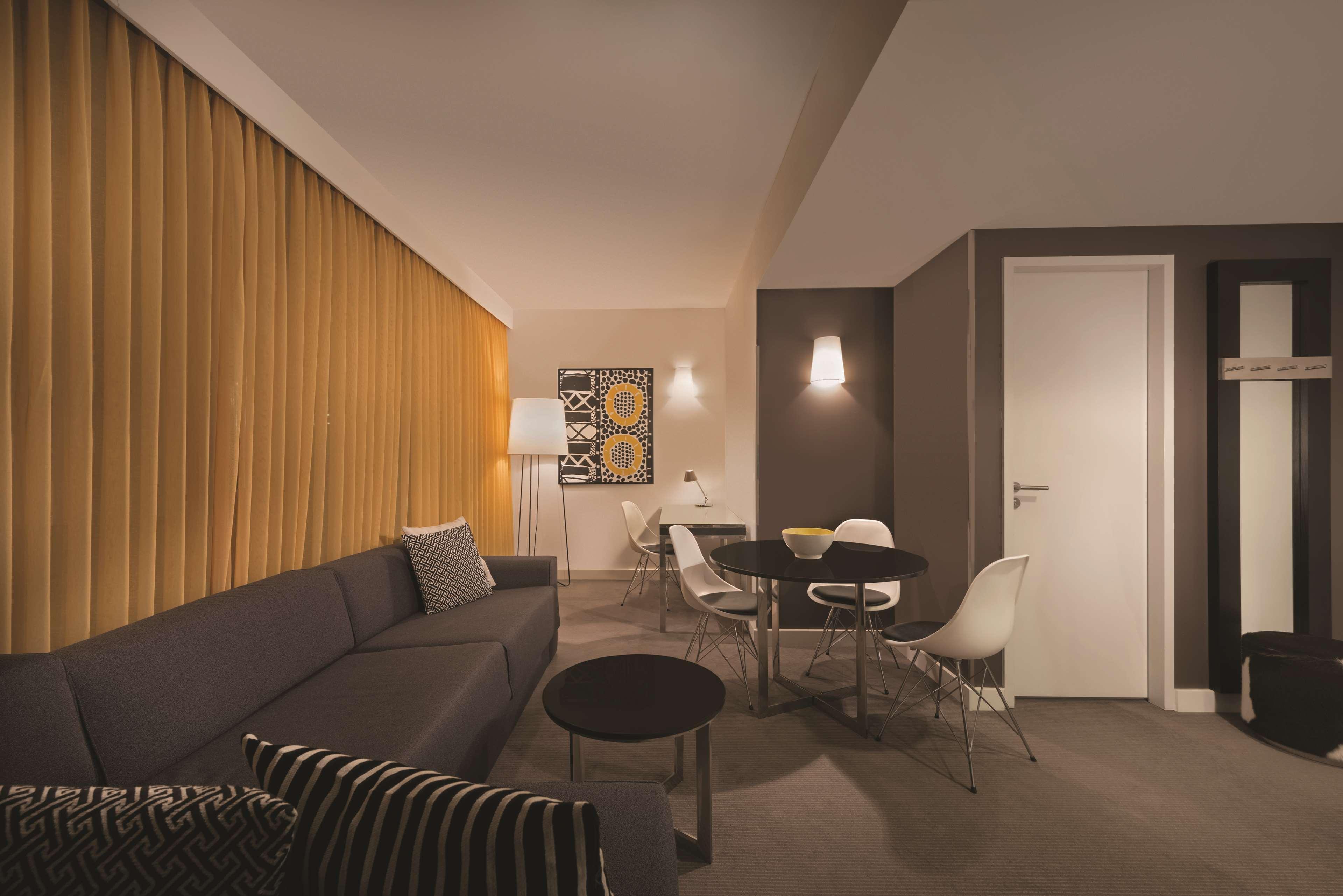 Aparthotel Adina Hackescher Markt 4*