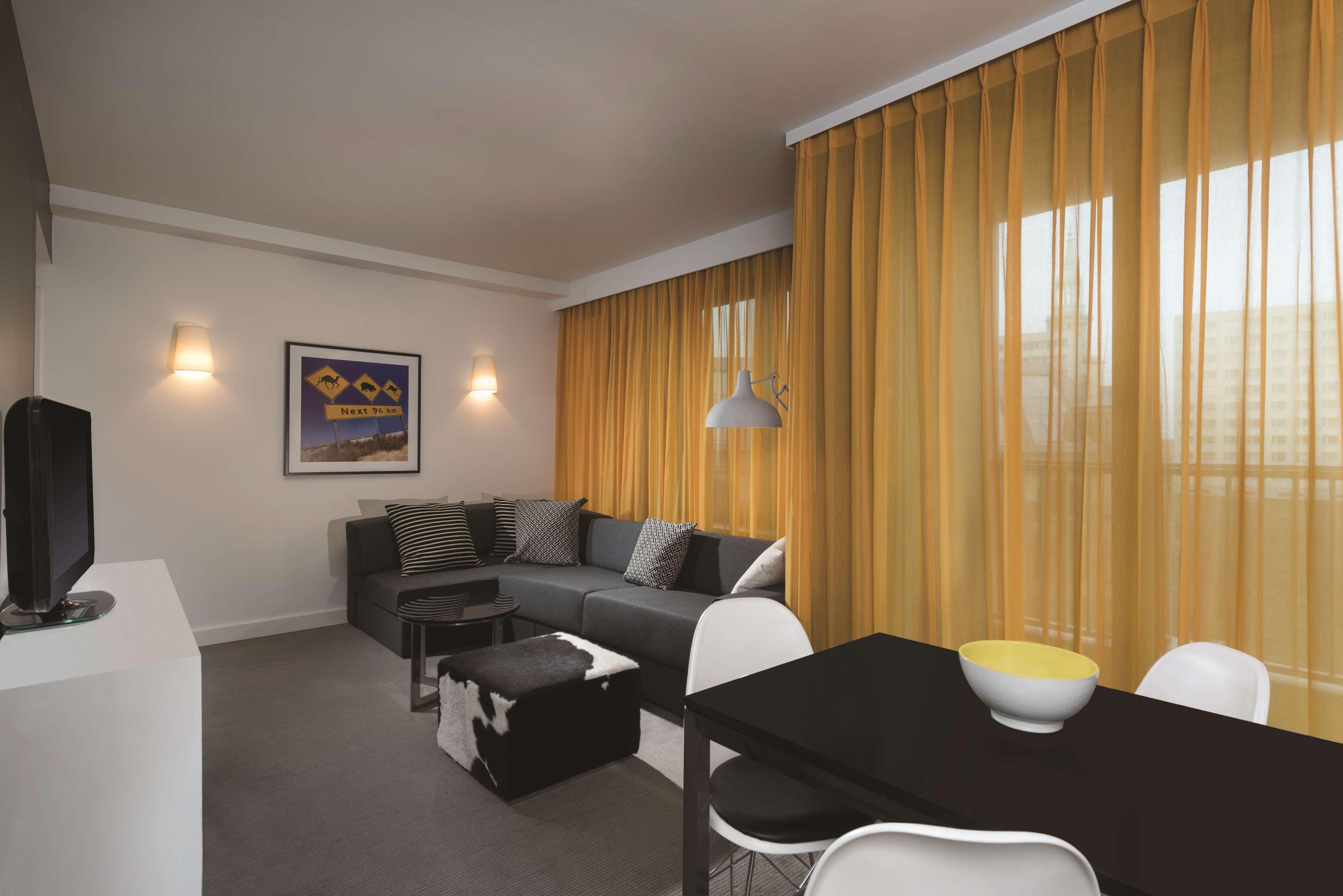 Adina Hackescher Markt Aparthotel