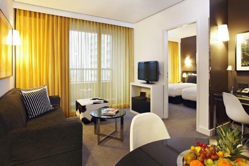 Adina Hackescher Markt Aparthotel 4*
