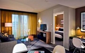 Adina Hackescher Markt Aparthotel 4*